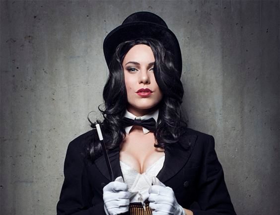 Zatanna Zatara Costume Guide
